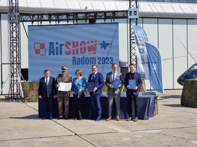 2_Foto_fB_AIRSHOW 2023.jpg 